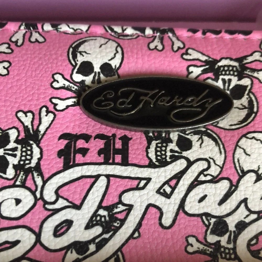 Ed Hardy Pink Zip-Around Wallet & Key Ring